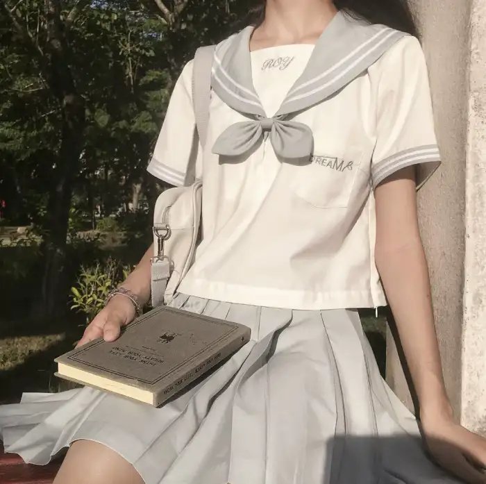 海边的露易丝